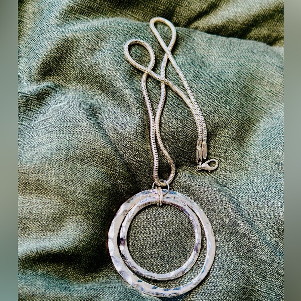 Antique chunky silver color necklace